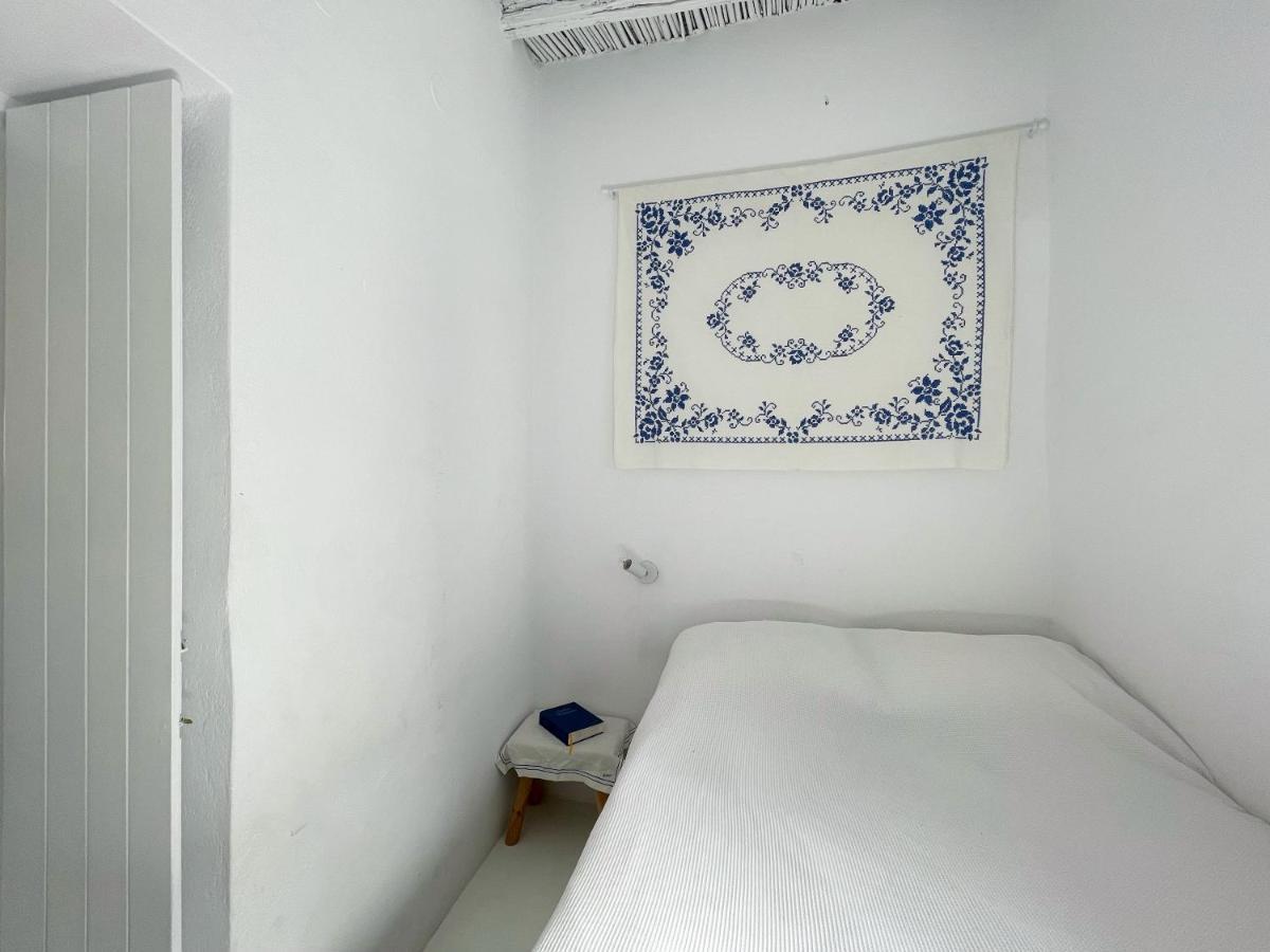 Serifos White Exterior photo