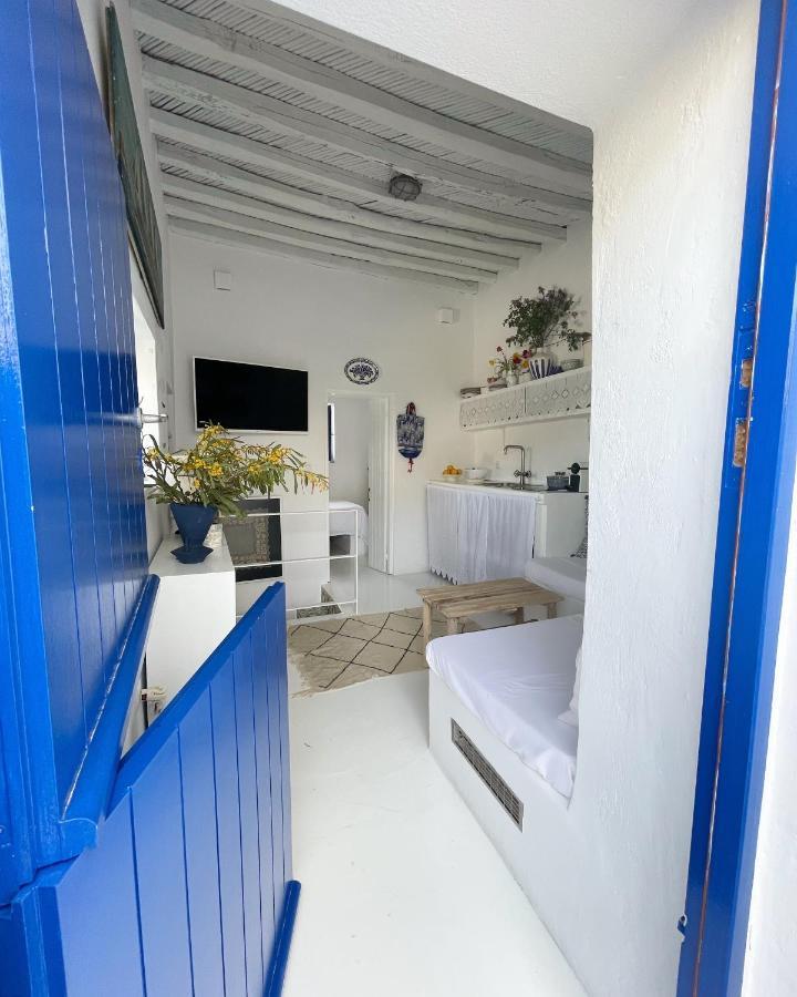 Serifos White Exterior photo