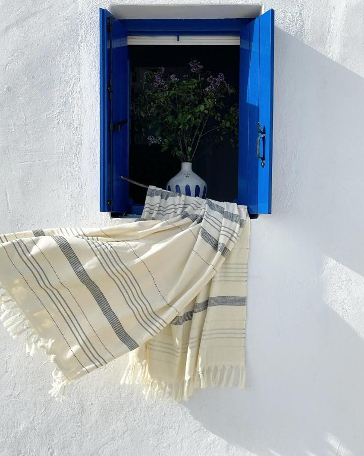 Serifos White Exterior photo