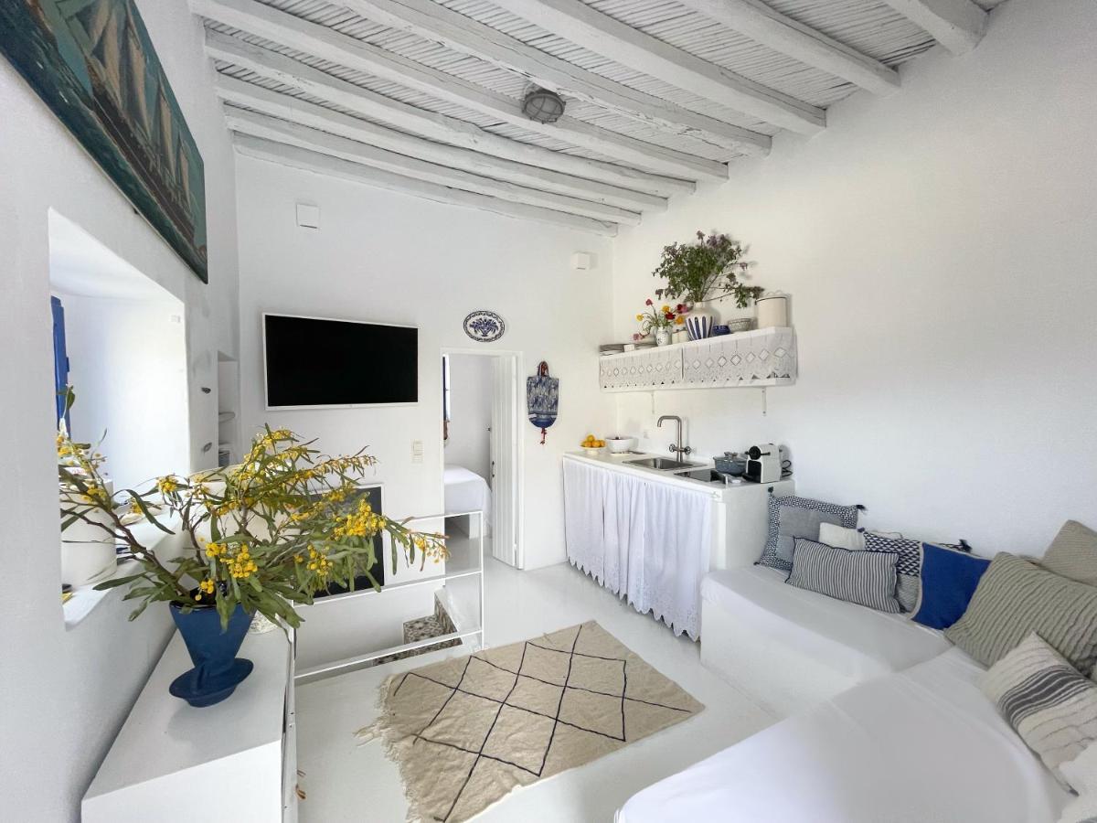 Serifos White Exterior photo