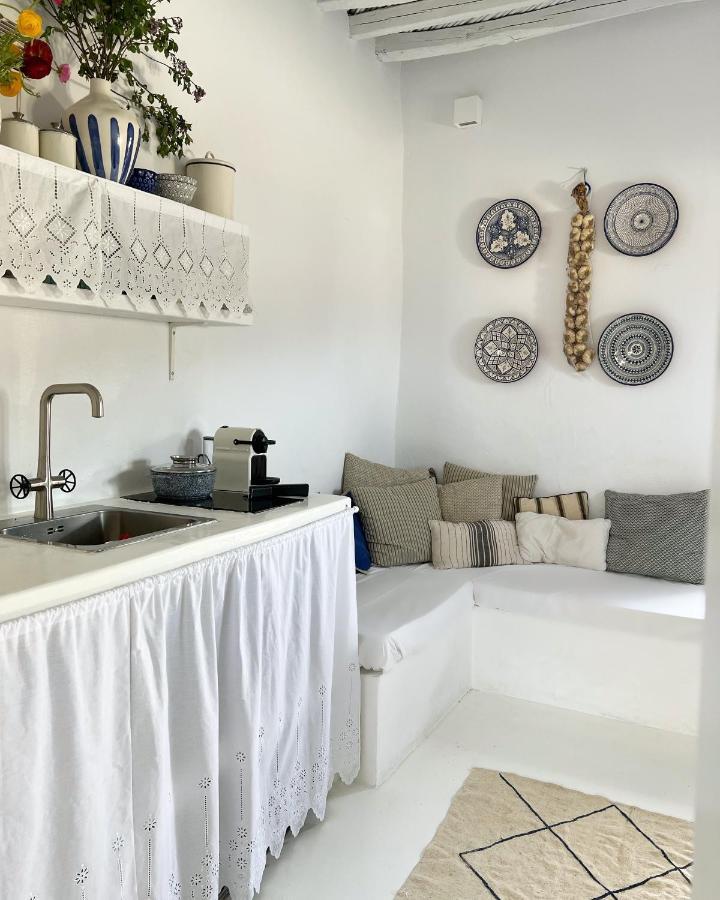 Serifos White Exterior photo